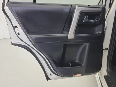 Used 2019 Toyota 4Runner Limited AWD/4WD image 12