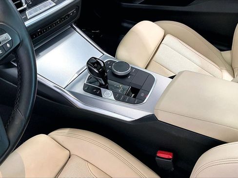 Used 2022 BMW 230i Coupe w/ Convenience Package RWD image 17