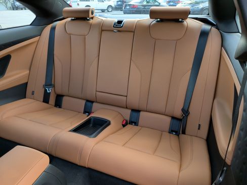 Certified 2025 BMW 230i Coupe RWD image 36