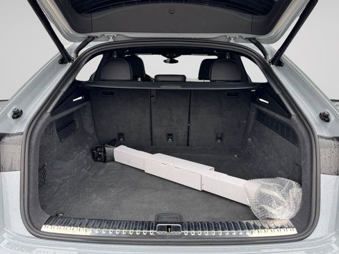 Used 2023 Audi Q8 Prestige w/ Prestige Package image 25