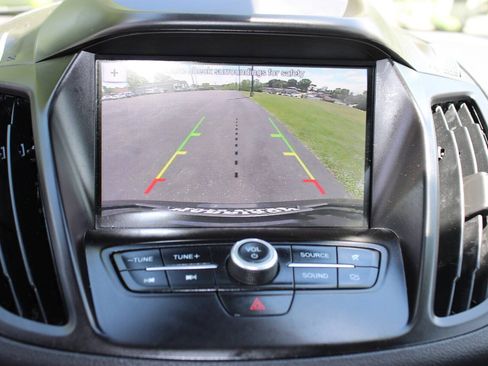 Used 2019 Ford Escape SE AWD/4WD image 12