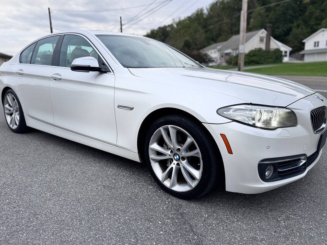 Used 2015 BMW 535i xDrive Sedan AWD/4WD image 1