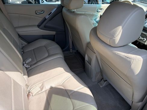 Used 2014 Nissan Murano SL AWD/4WD image 16