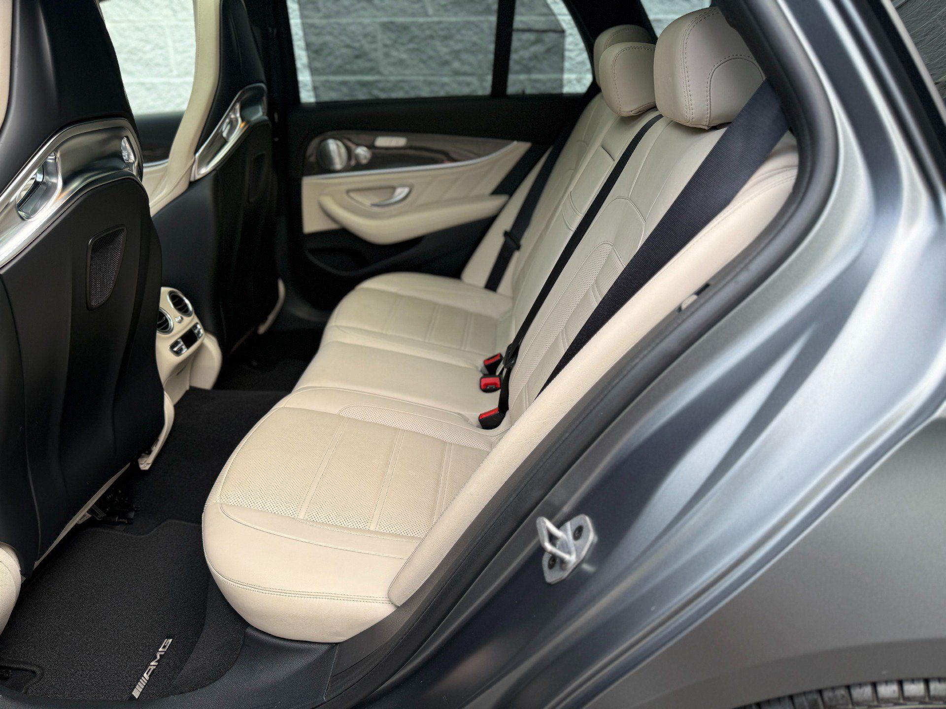 Used 2018 Mercedes-Benz E 63 AMG S image 17