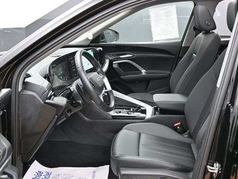 Used 2025 Audi Q5 Premium w/ Convenience Package AWD/4WD image 18