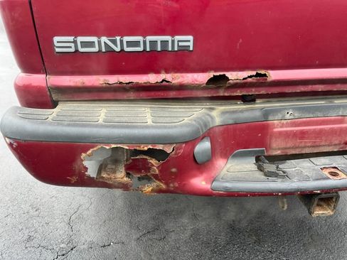 Used 2001 GMC Sonoma SLS w/ Convenience Group image 11