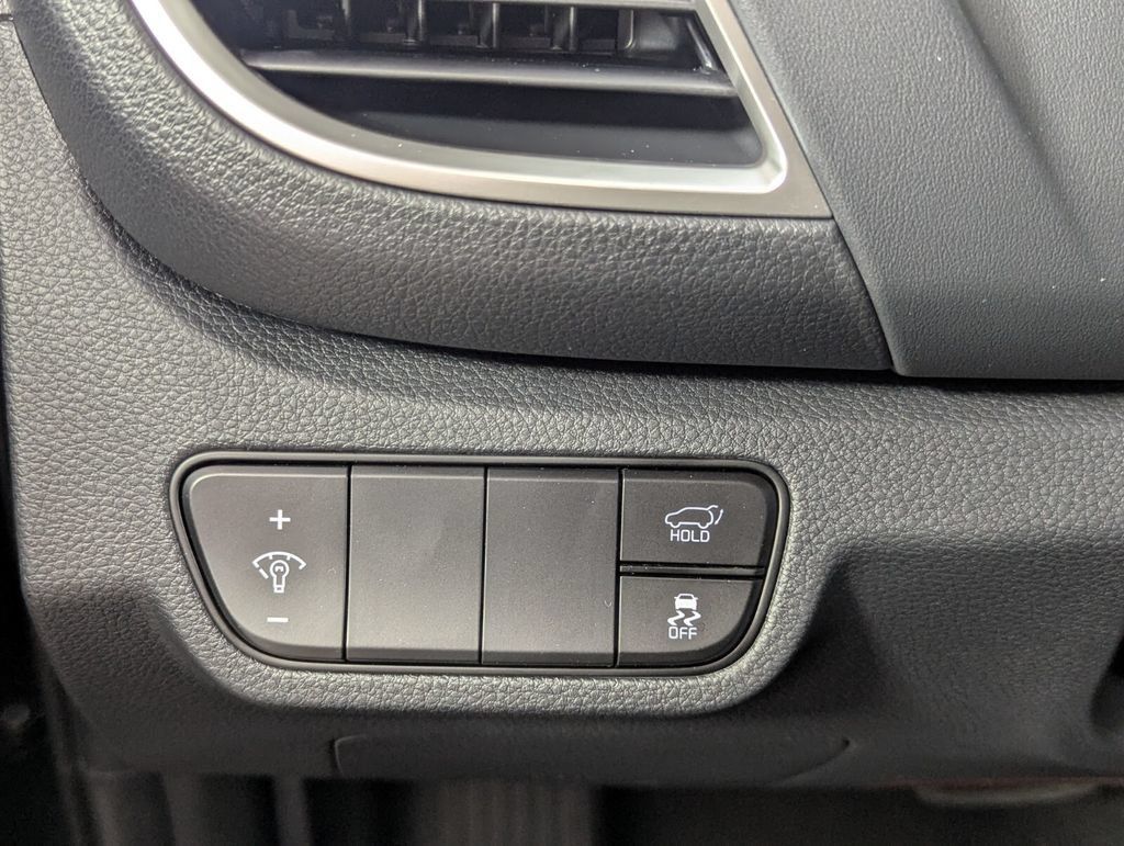 New 2026 Kia Seltos SX AWD/4WD image 13