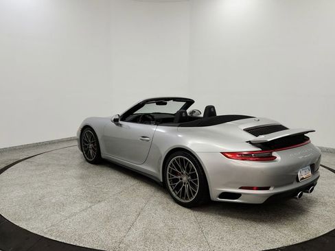 Used 2017 Porsche 911 Carrera 4S image 3