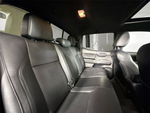 Certified 2021 Toyota Tacoma Limited w/ Nightshade Package image 39