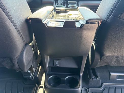 New 2026 Toyota Sienna XSE FWD image 27