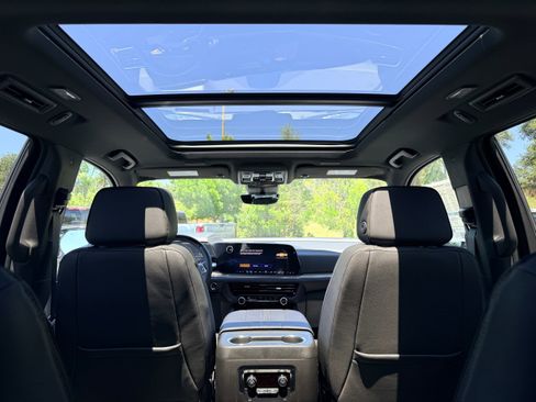 New 2026 Chevrolet Tahoe High Country AWD/4WD image 9