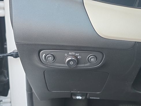 Used 2023 Buick Encore GX Preferred w/ Cold Weather Comfort Package image 20