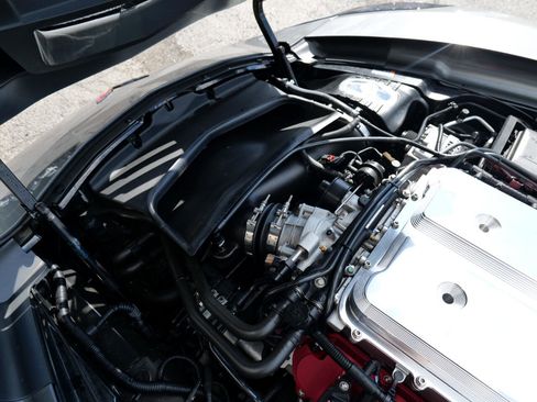 Used 2015 Chevrolet Corvette Z06 w/ Z07 Performance Package image 50