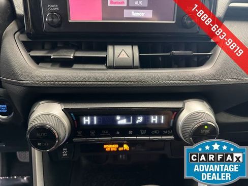 Used 2019 Toyota RAV4 XLE image 4