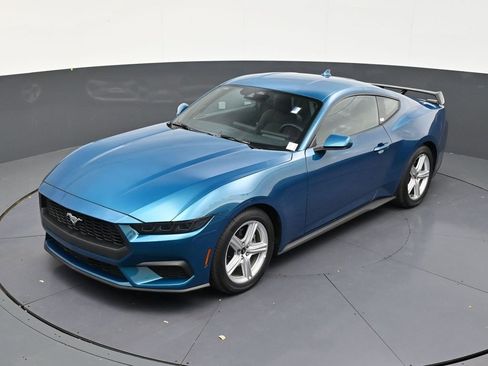 Used 2026 Ford Mustang Coupe RWD image 13