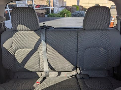 Used 2013 Nissan Frontier SV w/ SV Value Truck Pkg image 17