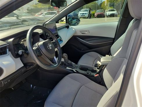Used 2023 Toyota Corolla SE image 11