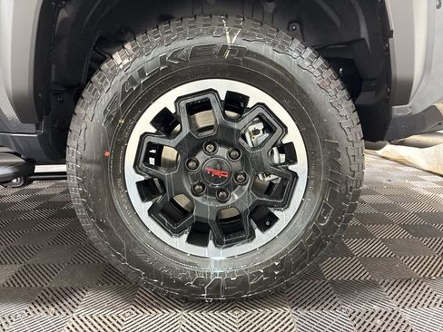 Used 2026 Toyota 4Runner 4WD image 33