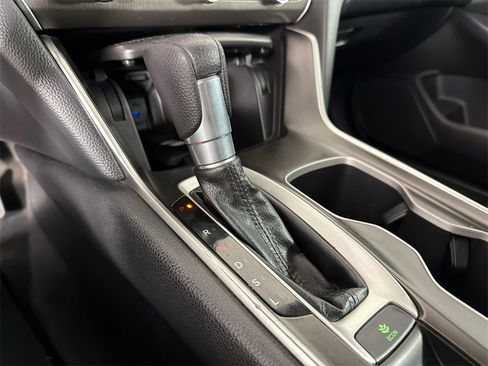 Used 2019 Honda Accord LX image 29