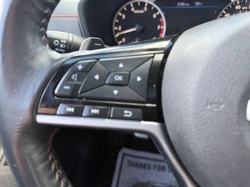 Used 2023 Nissan Altima 2.5 SR w/ SR Premium Package FWD image 4