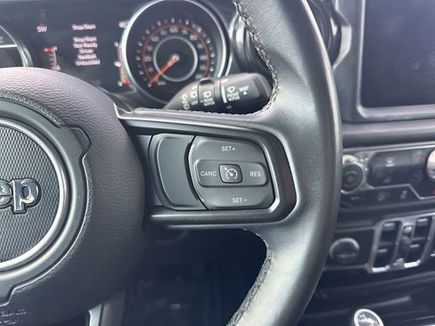 Used 2021 Jeep Wrangler Unlimited Sport image 14