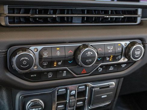 New 2025 Jeep Wrangler Sahara image 19