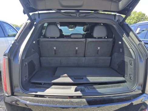 Used 2025 Cadillac Escalade IQ Luxury 1 AWD/4WD image 10