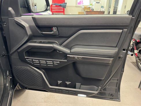 Used 2025 Toyota 4Runner TRD Sport image 14