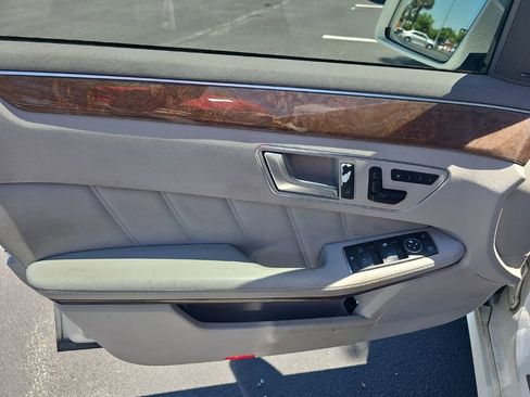 Used 2012 Mercedes-Benz E 350 BlueTEC Sedan image 8