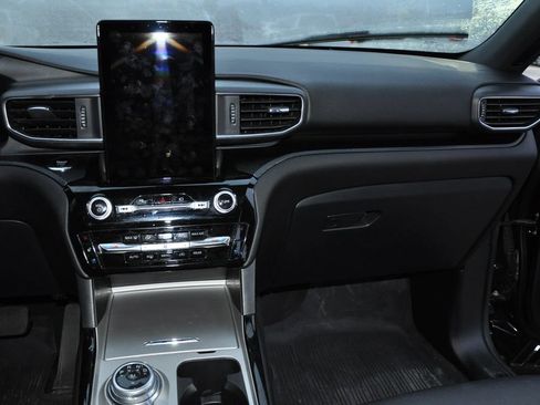 Used 2023 Ford Explorer ST w/ Equipment Group 401A image 20