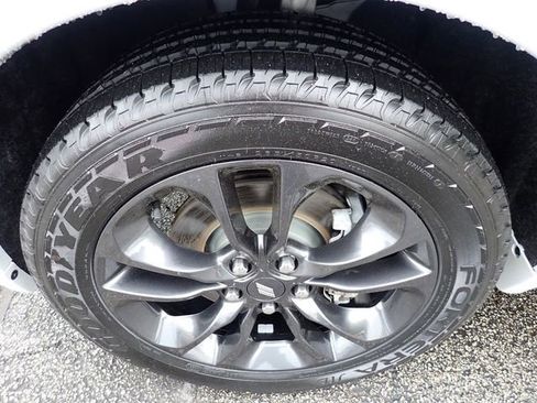 Certified 2023 Dodge Durango R/T AWD/4WD image 11