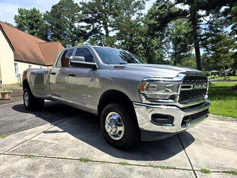 Used 2019 RAM 3500 Tradesman image 14