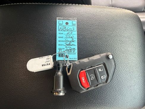 Used 2023 Jeep Wrangler Unlimited Sahara w/ Cold Weather Group AWD/4WD image 31