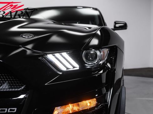 Used 2021 Ford Mustang Shelby GT500 w/ Technology Package RWD image 12