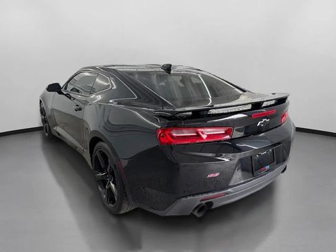 Used 2018 Chevrolet Camaro SS RWD image 7