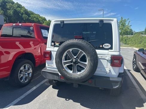 Used 2021 Jeep Wrangler Unlimited Sahara AWD/4WD image 20