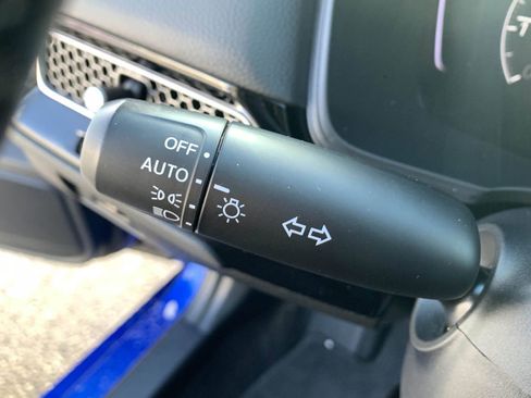 Used 2023 Honda Civic EX image 17