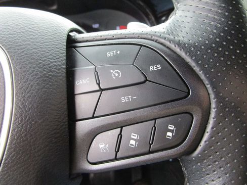 Used 2024 Dodge Durango GT image 32