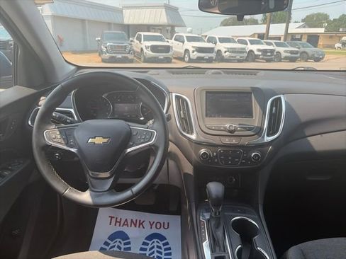 Used 2024 Chevrolet Equinox LT AWD/4WD image 14
