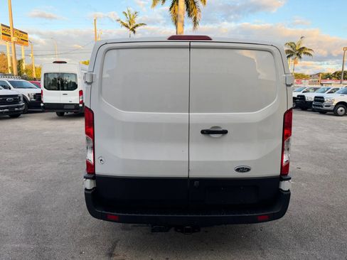 Used 2022 Ford Transit 150 Low Roof image 4