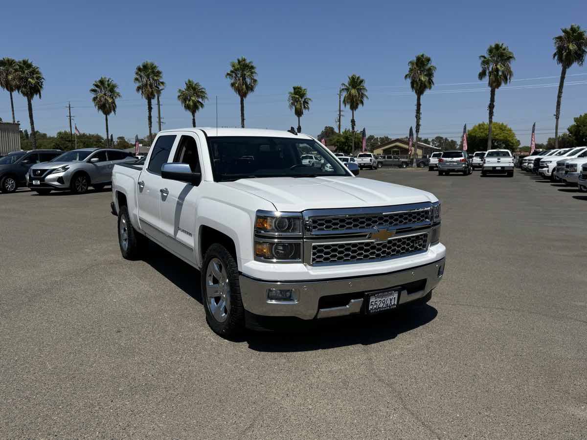 Used 2015 Chevrolet Silverado 1500 LTZ RWD image 3