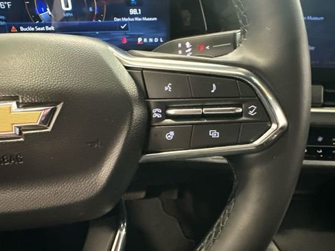 Used 2025 Chevrolet Equinox LT w/ Convenience Package II FWD image 24