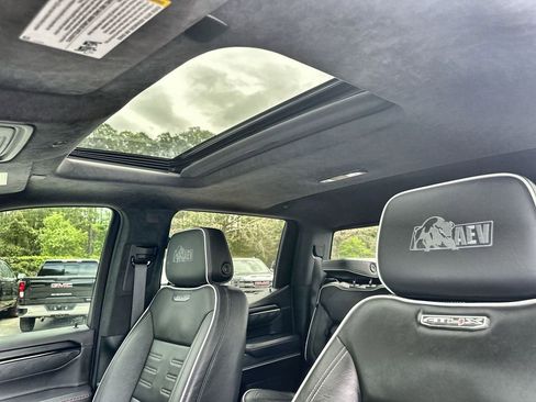 Certified 2024 GMC Sierra 1500 AT4X w/ AT4X AEV Edition AWD/4WD image 19