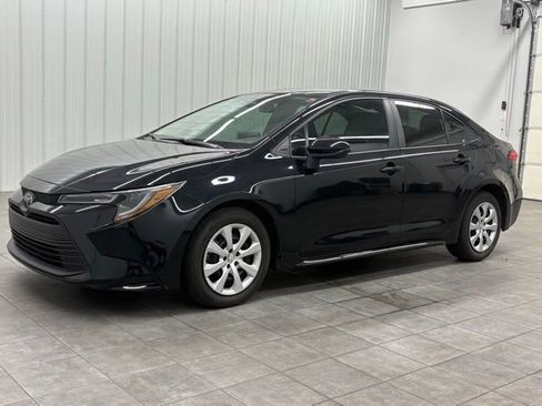 Used 2024 Toyota Corolla LE FWD image 5