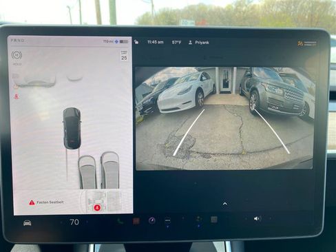 Used 2025 Tesla Model Y Long Range RWD image 14