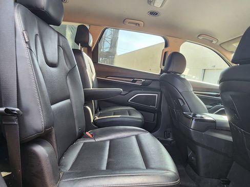 Used 2023 Kia Telluride S FWD image 22