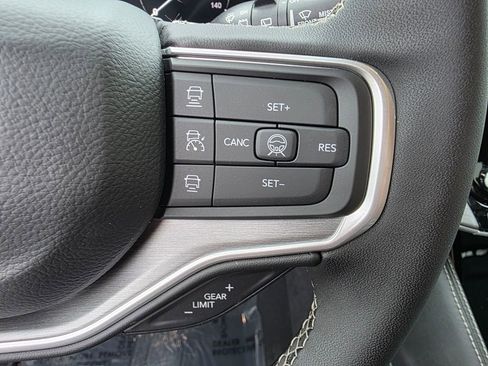 New 2026 Jeep Grand Wagoneer Limited AWD/4WD image 19