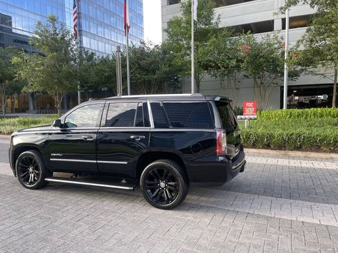 Used 2017 GMC Yukon Denali w/ Open Road Package AWD/4WD image 23
