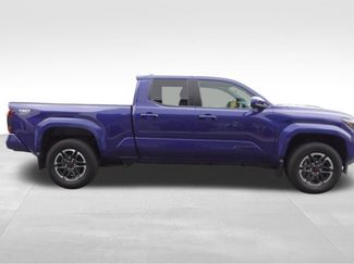 Used 2025 Toyota Tacoma TRD Sport video 2