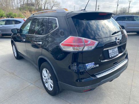 Used 2015 Nissan Rogue SV AWD/4WD image 8